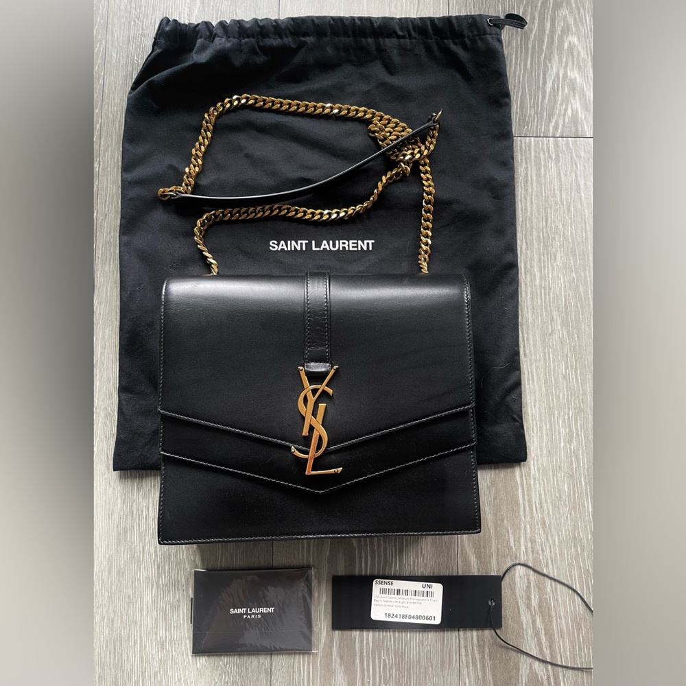 AUTHETNTIC pre-owned Saint Laurent YSL black monogram medium chain bag